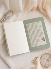 Cargar imagen en el visor de la galería, libreta de tapablandacon ballenas narval para mujeres que escriben y hacen journaling. Arte espiritual de la artista Maria lefay hecho en colombia con materiales ecofriendly . Casa lefay