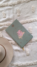 Load image into Gallery viewer, Set de 4 Journals de autobienestar
