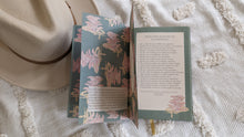 Load image into Gallery viewer, Set de 4 Journals de autobienestar
